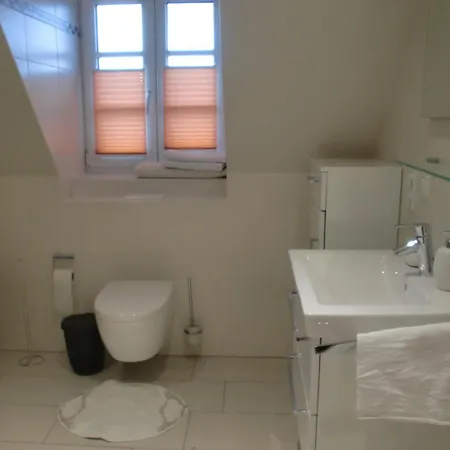 Haus Vlora 펜션 Böhl