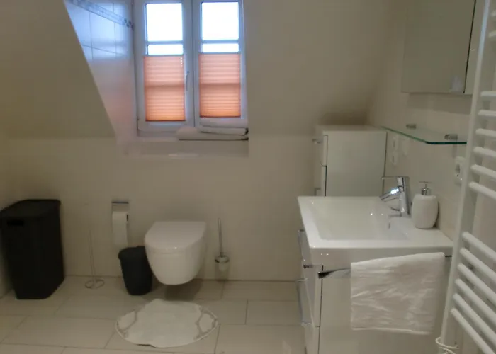 Haus Vlora 펜션 Böhl