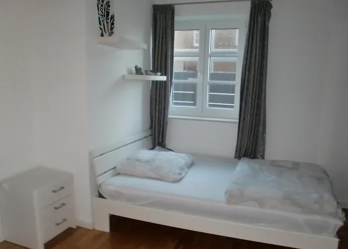 Haus Vlora 펜션